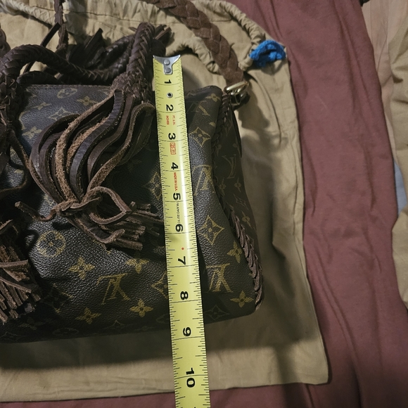 Authentic Louis Vuitton Vintage Boho Bag - Picture 6 of 11
